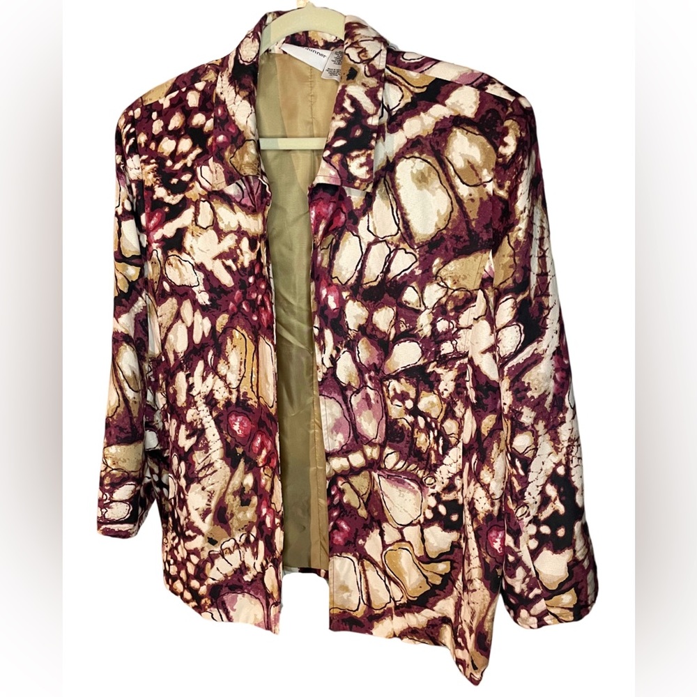 Alfred Dunner Open Front Jacket. Abstract design. Suede. Fully lined. Size 16
